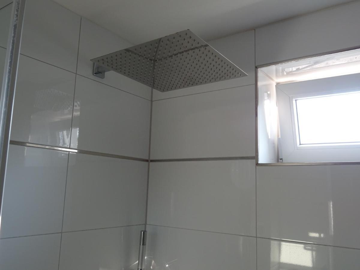 באד נוישטאדט אן דר סאאלה Ferienwohnung Happynes מראה חיצוני תמונה