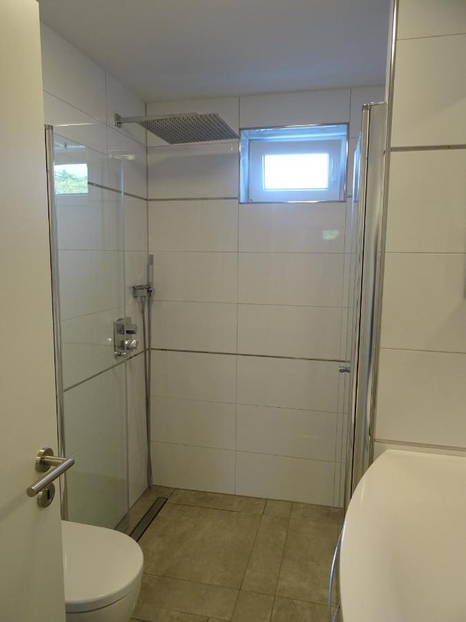 באד נוישטאדט אן דר סאאלה Ferienwohnung Happynes מראה חיצוני תמונה