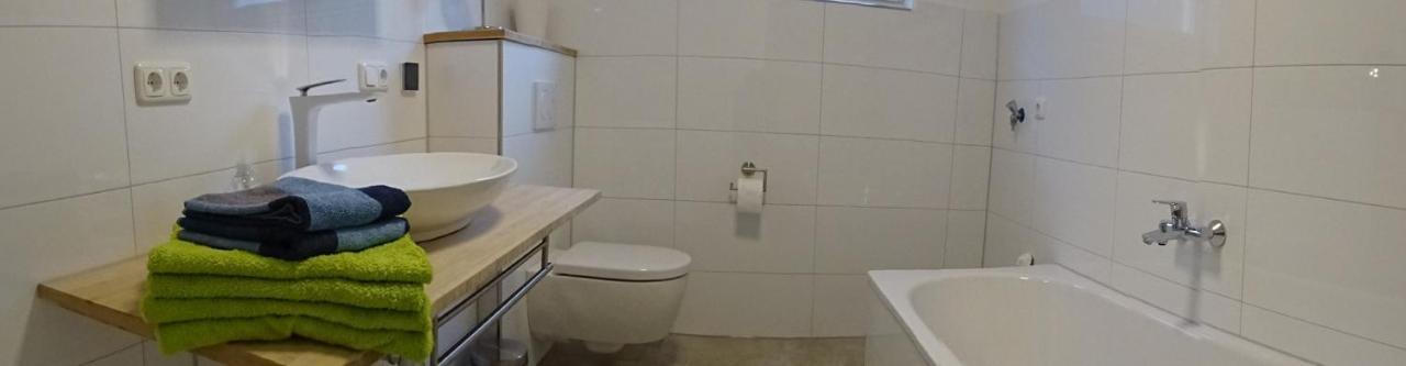 באד נוישטאדט אן דר סאאלה Ferienwohnung Happynes מראה חיצוני תמונה